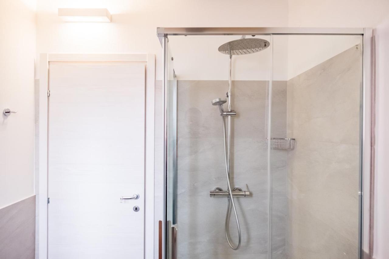 Appartement Residenza Gelsomino à Desenzano del Garda Extérieur photo