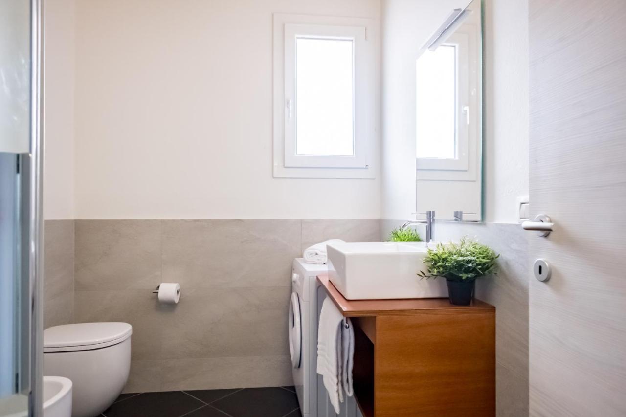 Appartement Residenza Gelsomino à Desenzano del Garda Extérieur photo